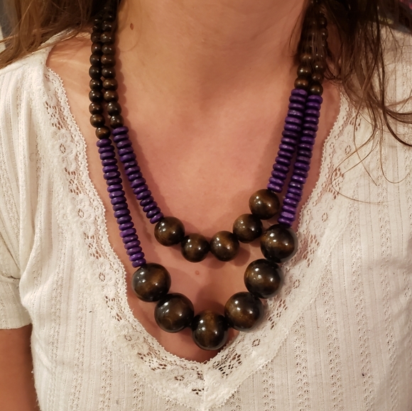 Vintage Jewelry - Vintage Wooden Doble Layer Necklace